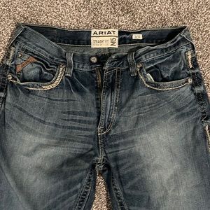 Men’s Ariat M5 jeans